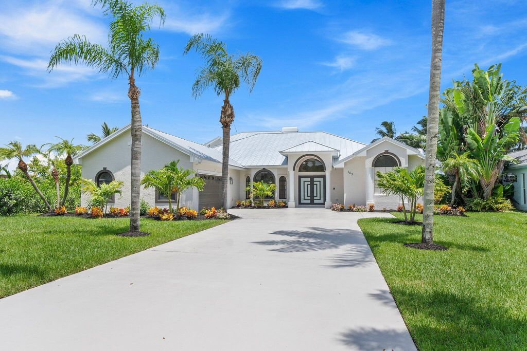 Photo of 163 SE Osprey Ridge, Port Saint Lucie, FL 34984 (MLS # B26005763)