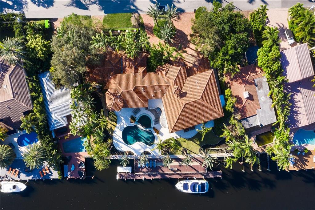 Navarro Isle 15-40 B - Residential