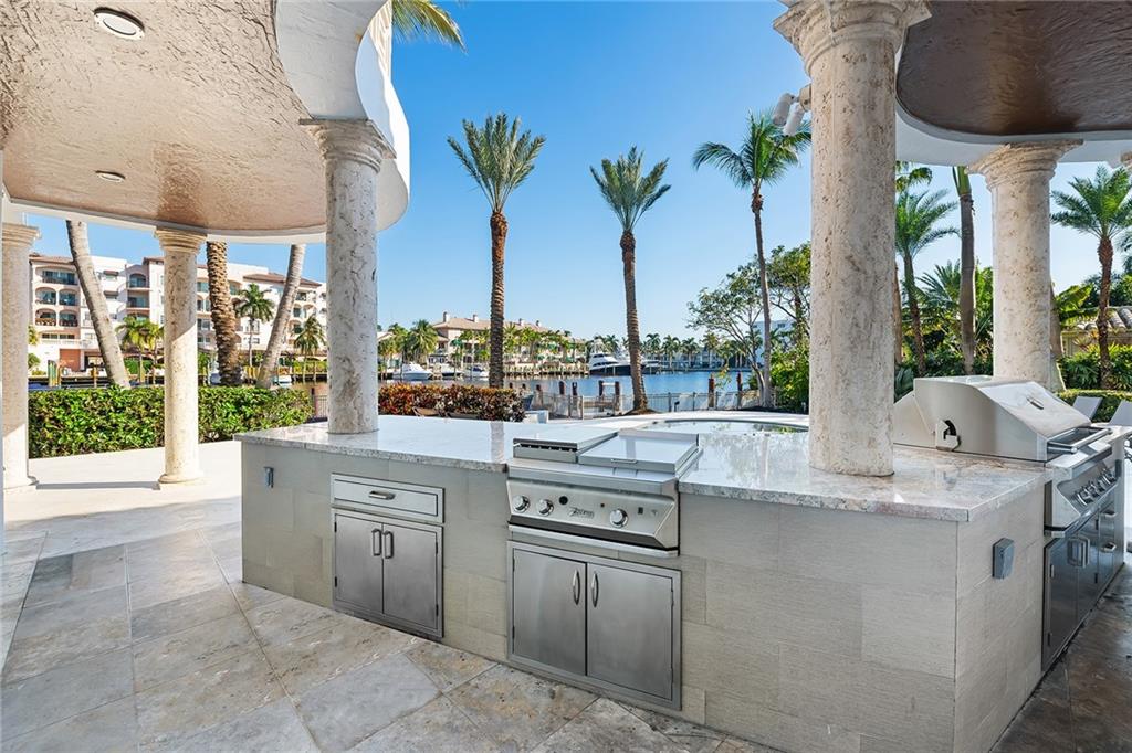 Navarro Isle 15-40 B - Residential