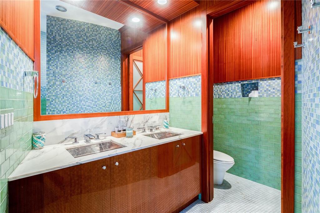 Navarro Isle 15-40 B - Residential