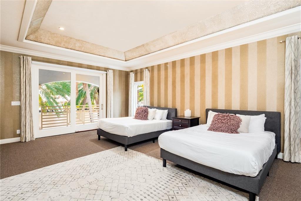 Navarro Isle 15-40 B - Residential