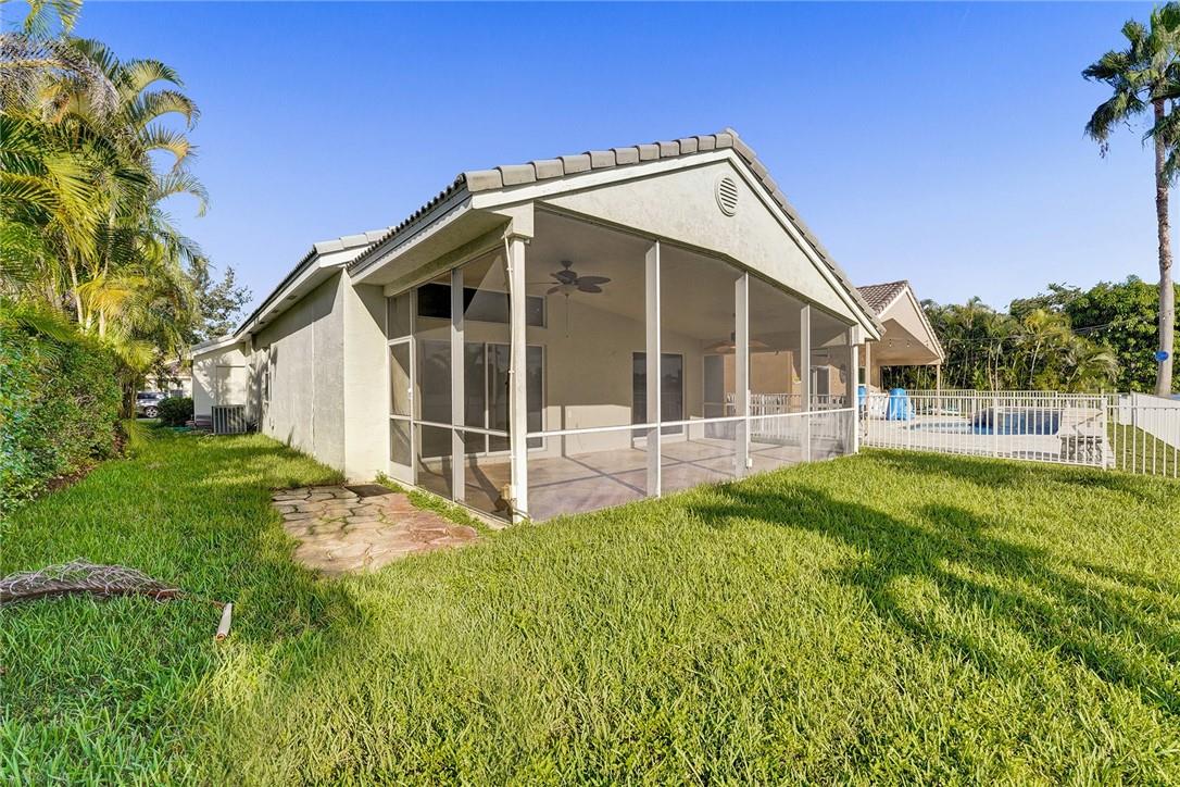 Wyndham Circle 157-9 B - Residential Lease