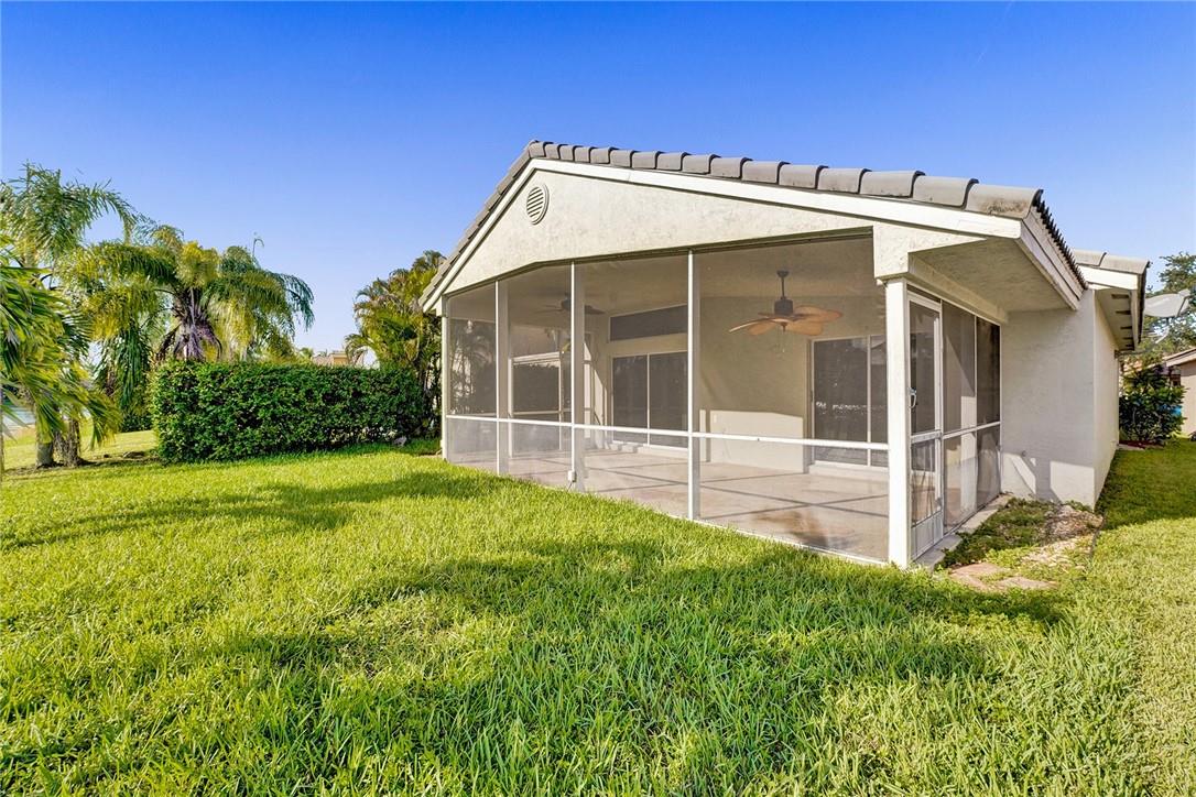 Wyndham Circle 157-9 B - Residential Lease