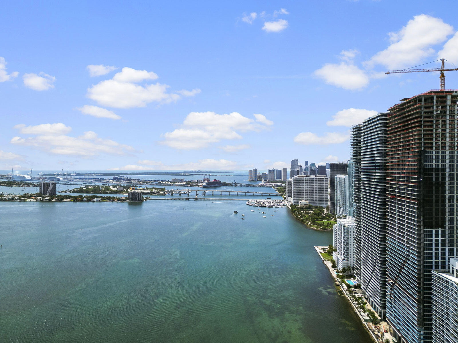 BAY BREEZE - Residential