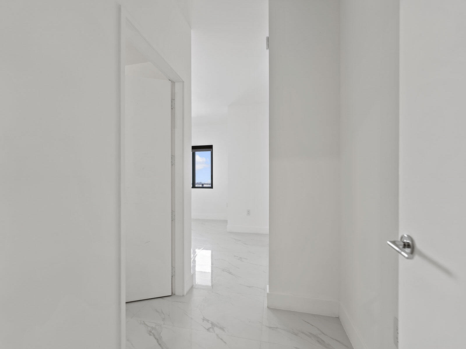 BAY BREEZE - Residential