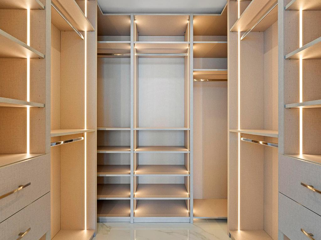 BAY BREEZE - Residential