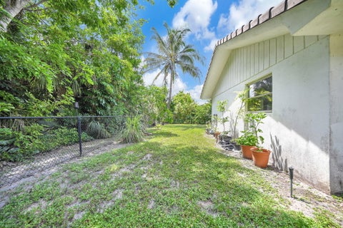 Tiny photo for 4203 NW 75TH Avenue, Coral Springs, FL 33065 (MLS # B26071573)