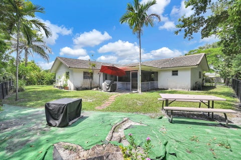 Tiny photo for 4203 NW 75TH Avenue, Coral Springs, FL 33065 (MLS # B26071573)