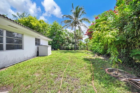 Tiny photo for 4203 NW 75TH Avenue, Coral Springs, FL 33065 (MLS # B26071573)