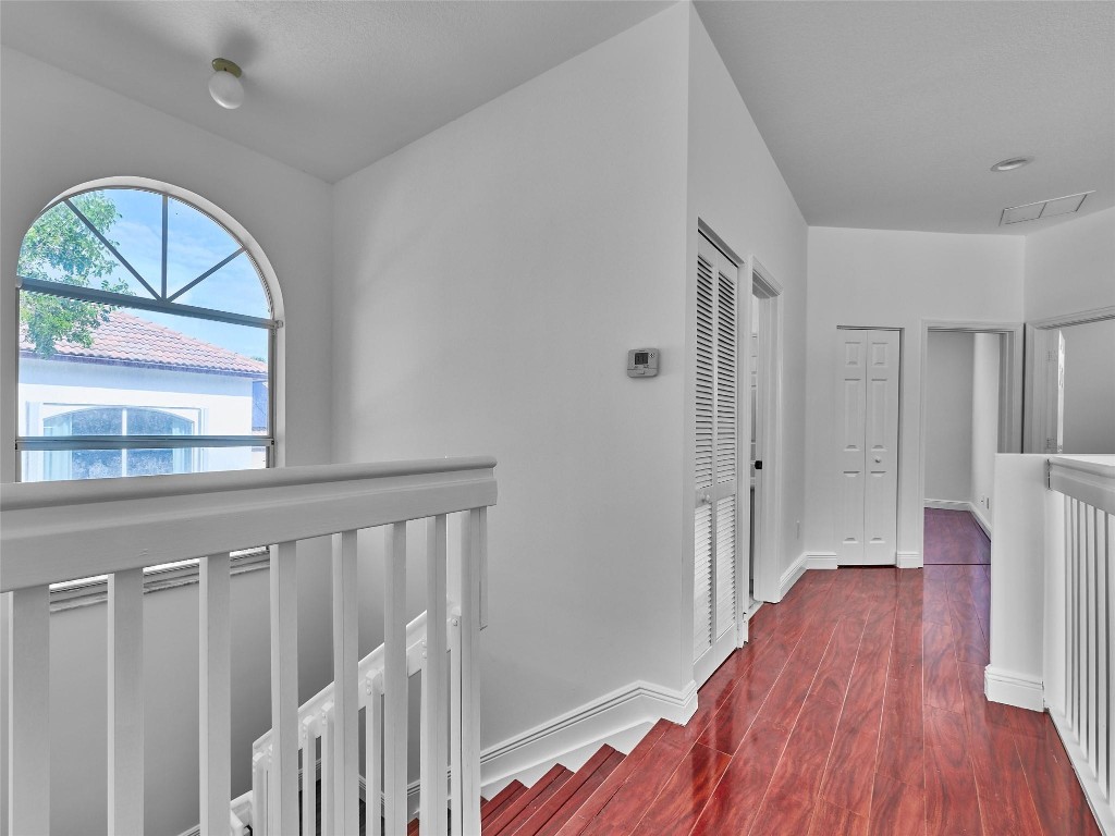 Pine Creek - Residential