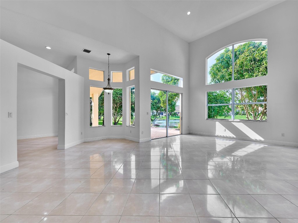 Pine Creek - Residential