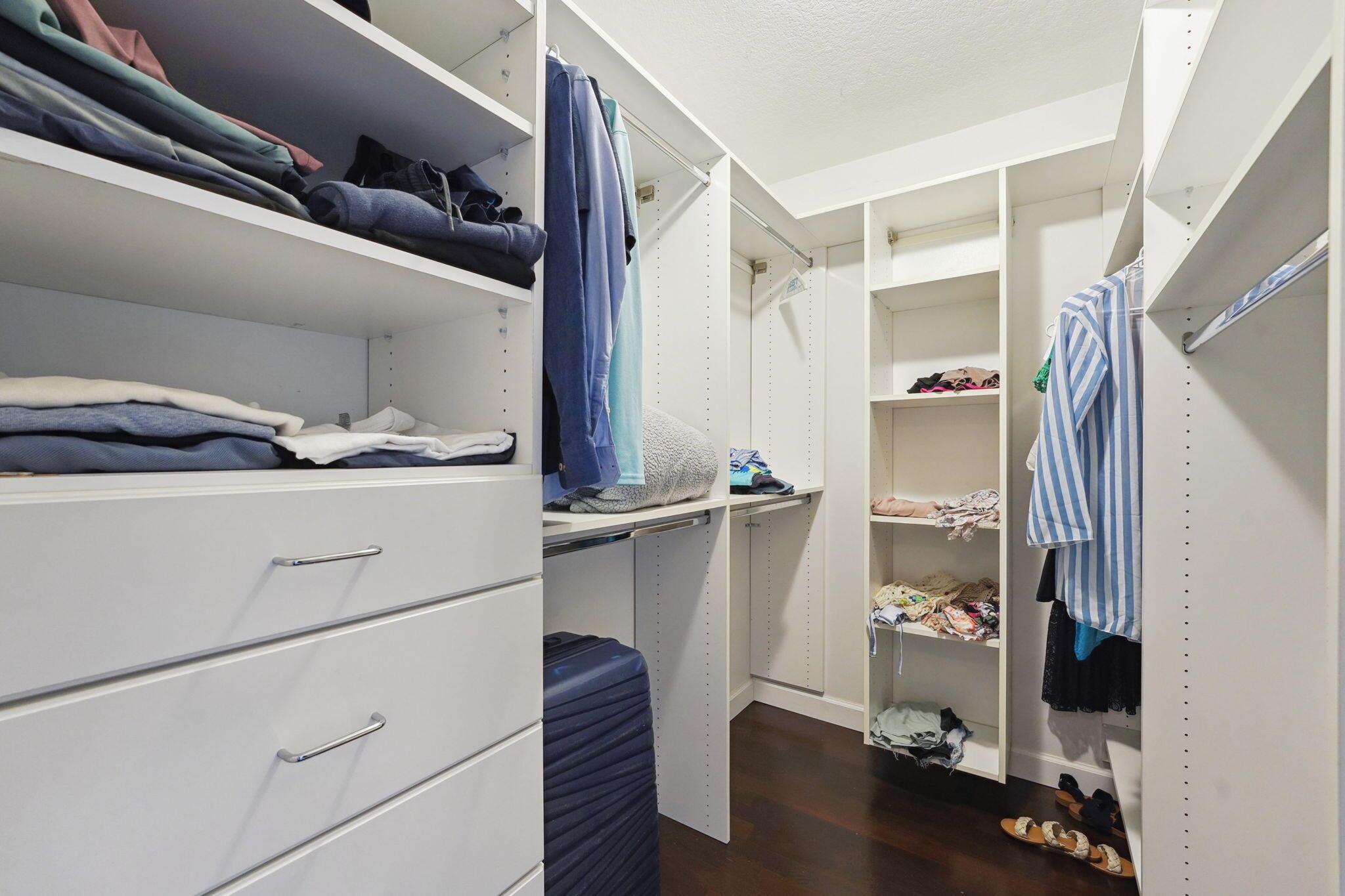 PELICAN POINTE CONDO - Residential Lease