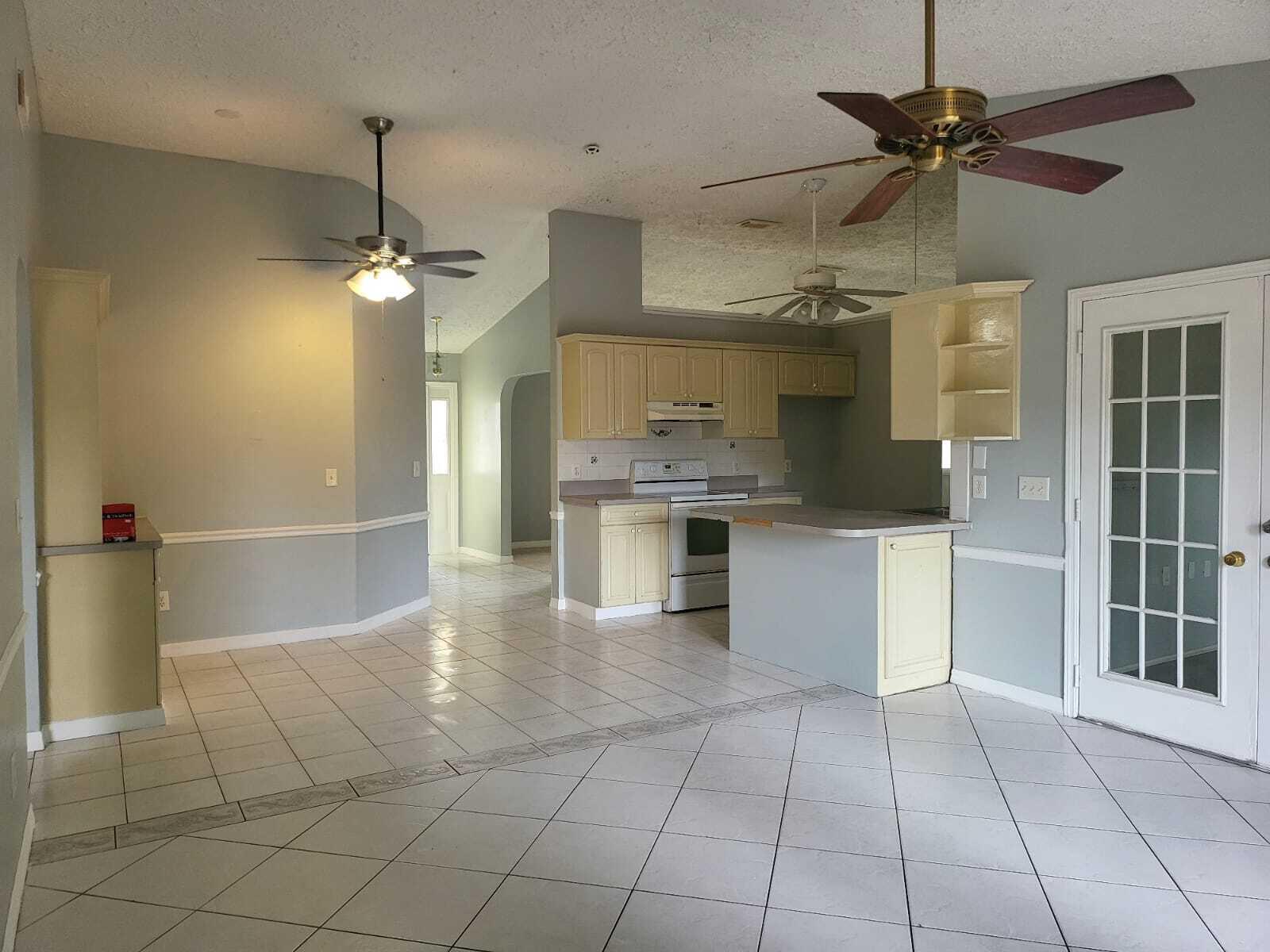 PORT ST LUCIE SECTION 2 - Residential
