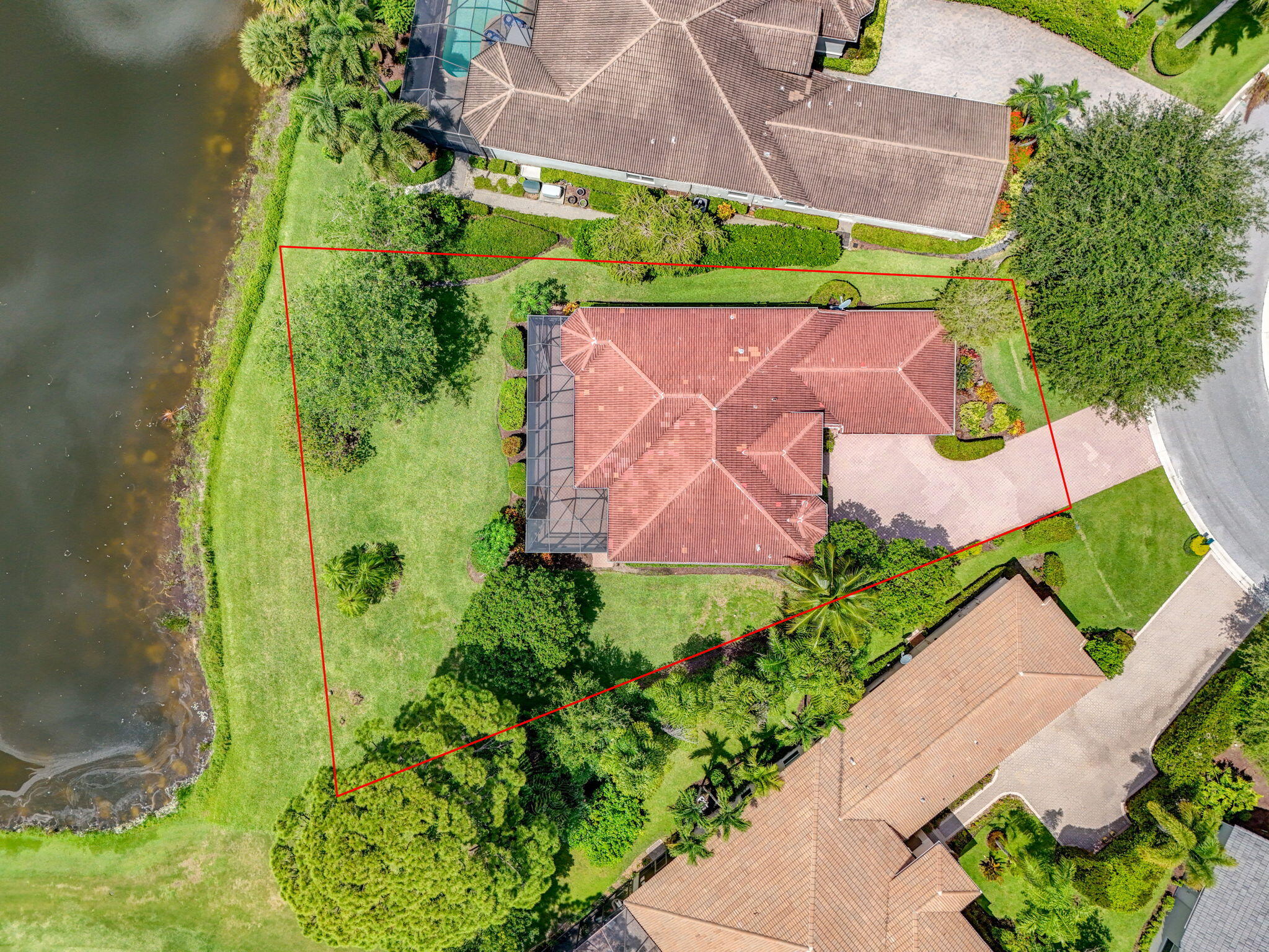 7411 Ironhorse Boulevard