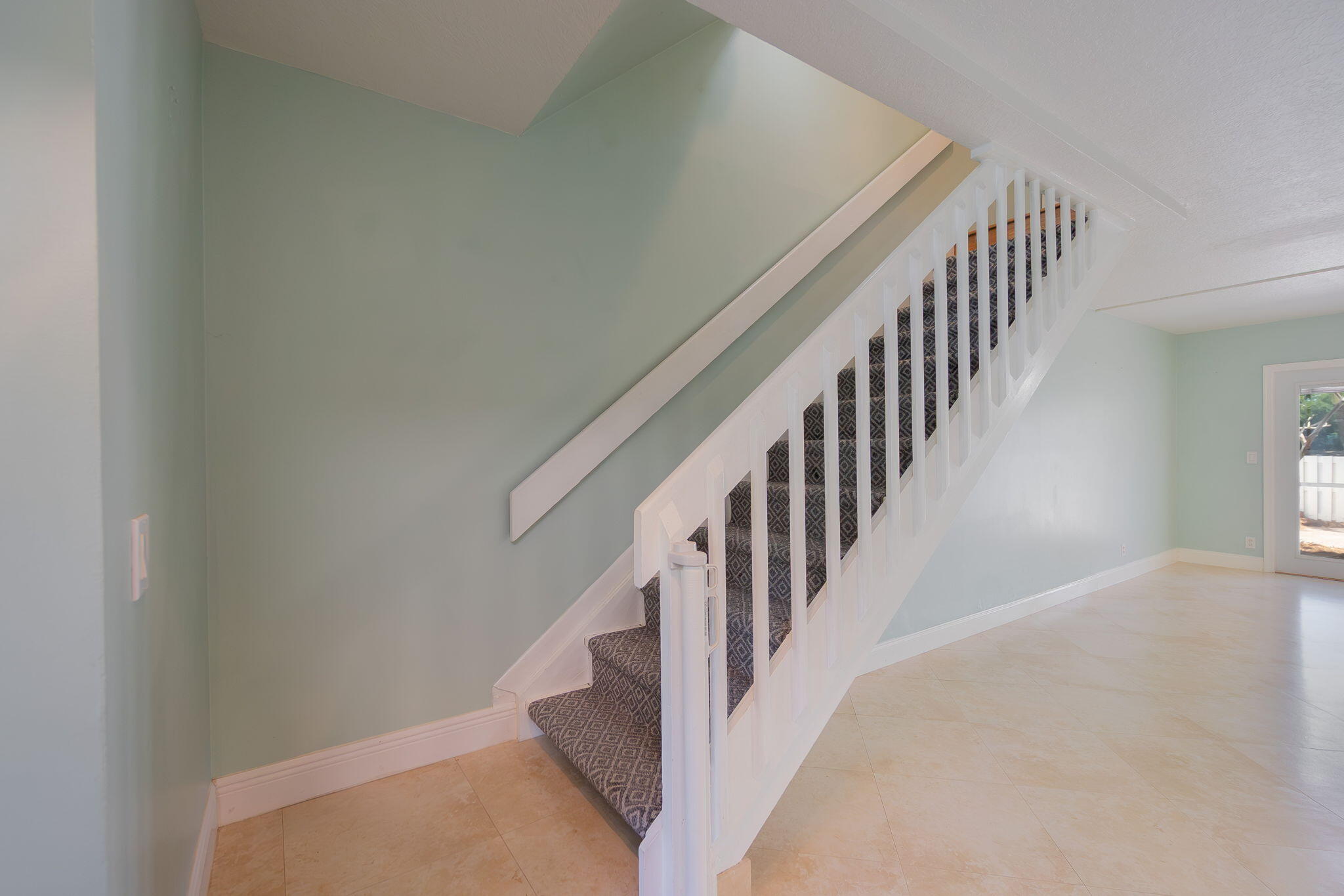 CHARTER CLUB OF PALM BEACH - Residential