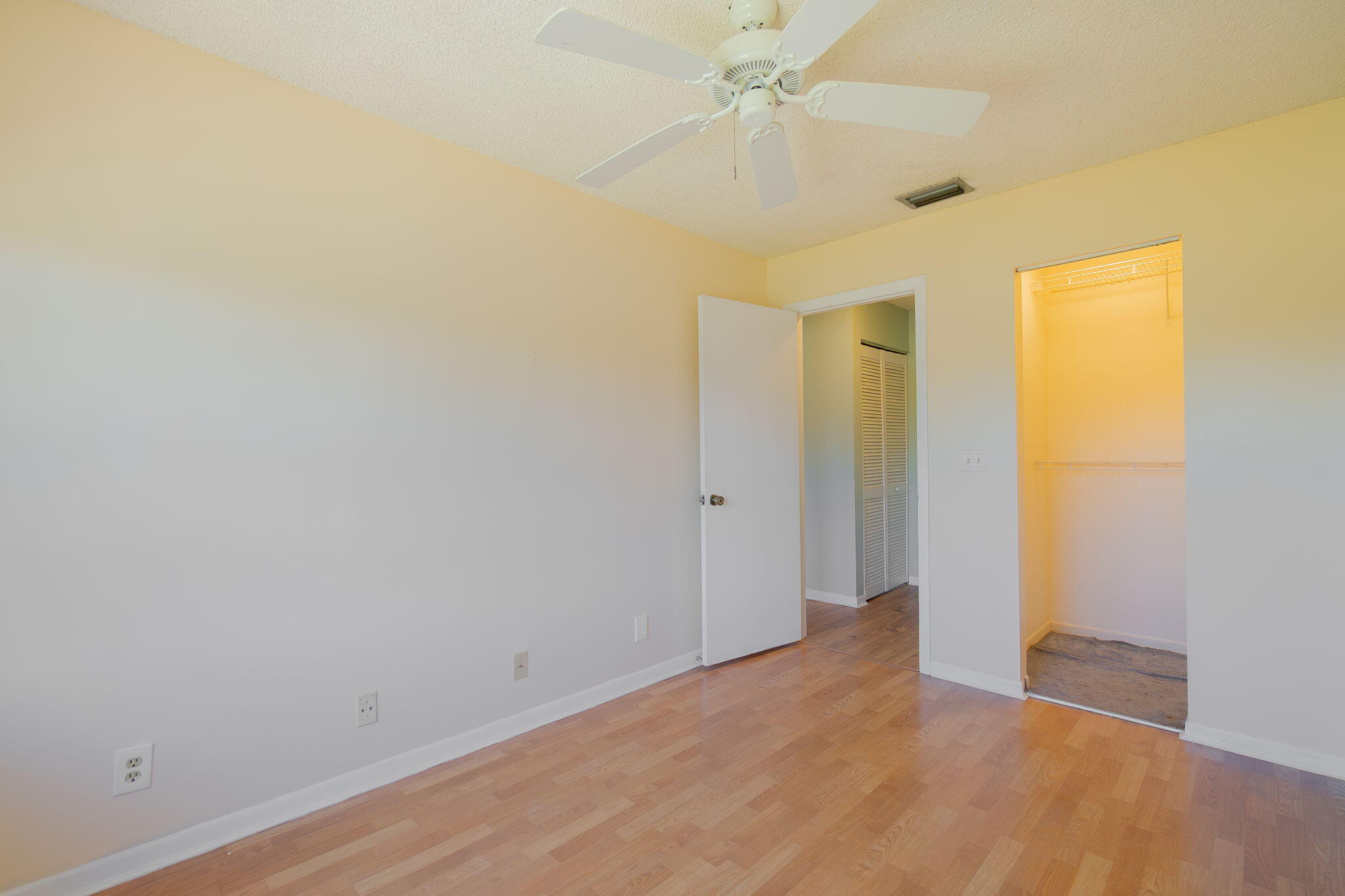 CHARTER CLUB OF PALM BEACH - Residential