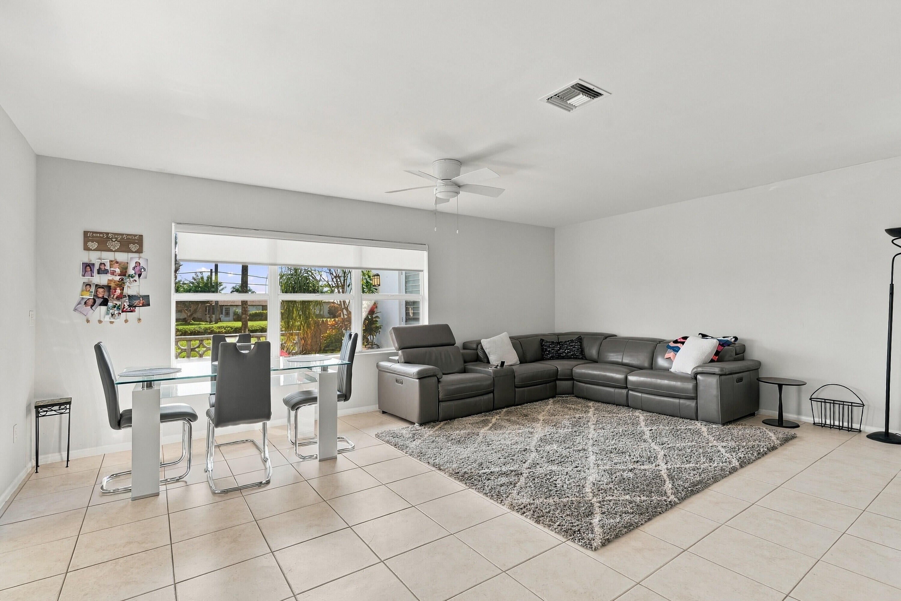 2886 FERNLEY Drive E 32