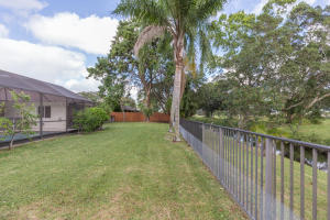 SOUTH SHORE 2 OF WELLINGT - Residential