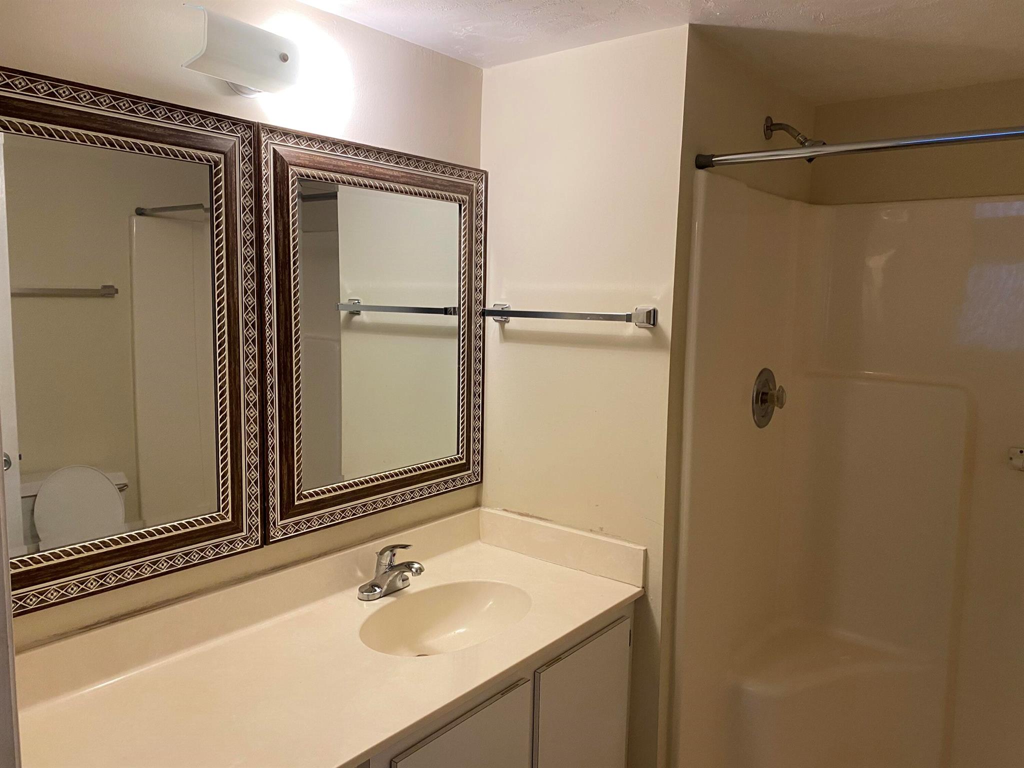 PALM BEACH TRACE CONDO - Residential Lease