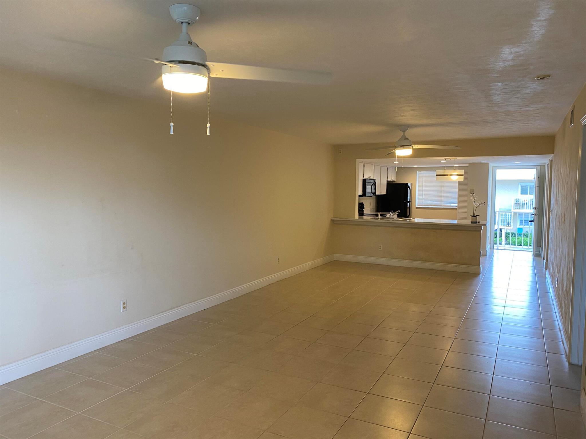 PALM BEACH TRACE CONDO - Residential Lease