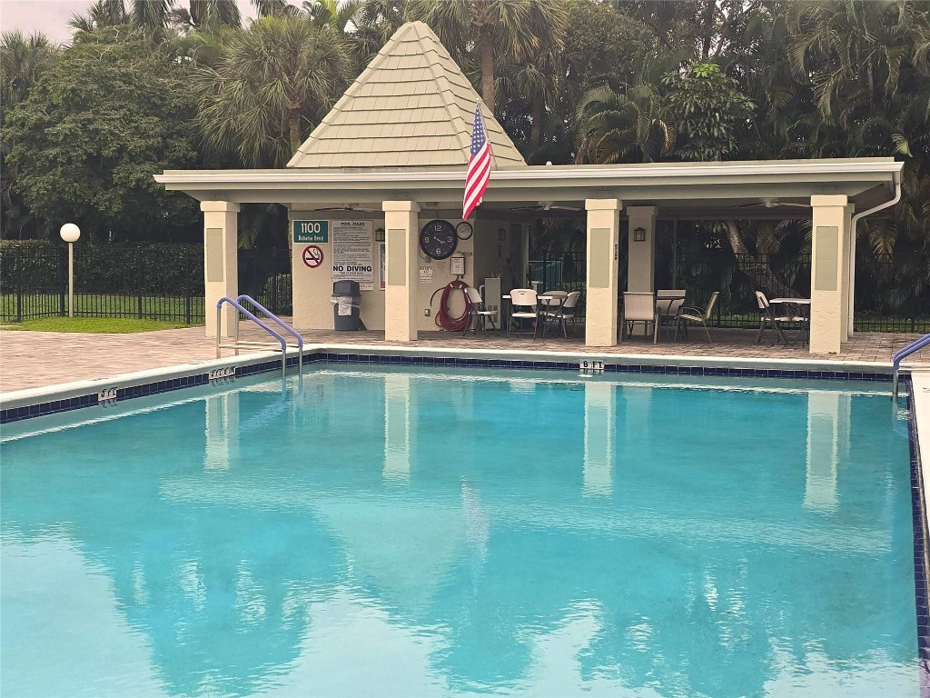 BAHAMA - Residential