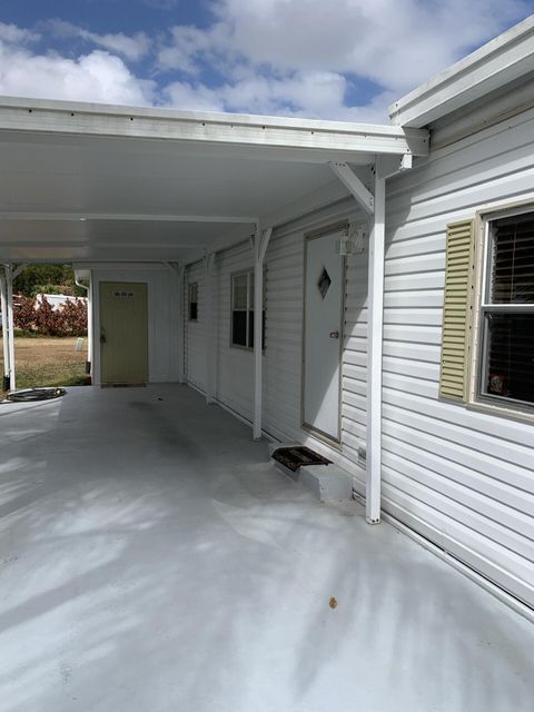 25 Flamenco Way Port St Lucie FL 34952