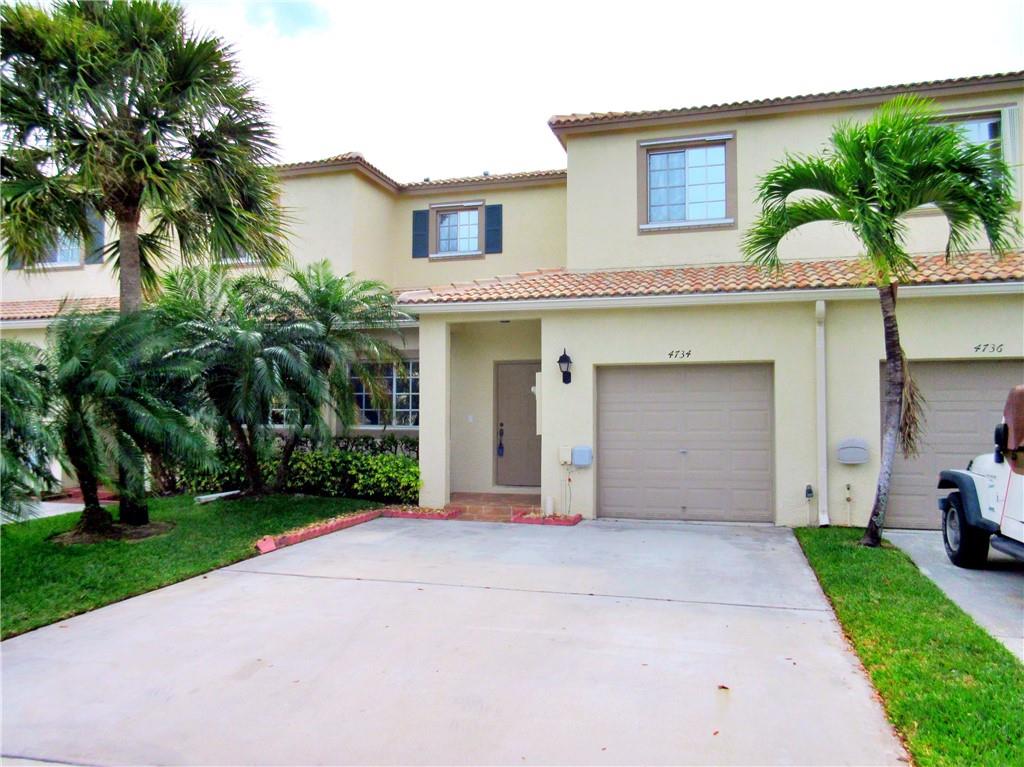 Lago Vista Coconut Creek - Residential
