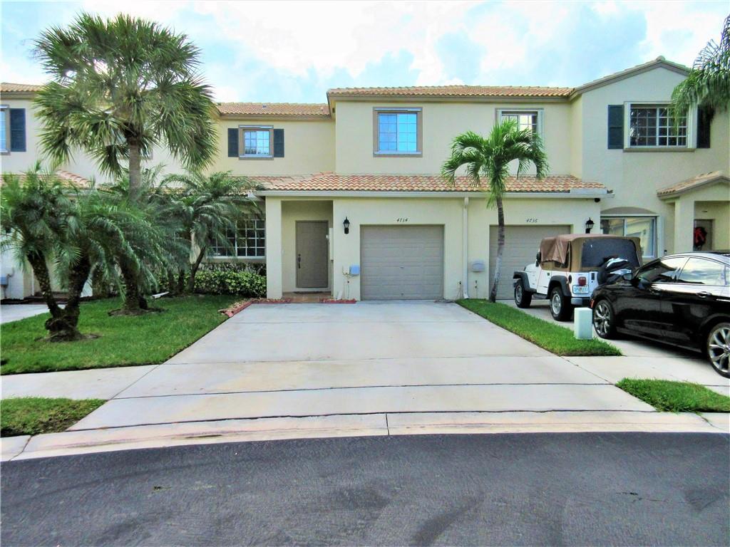 Lago Vista Coconut Creek - Residential