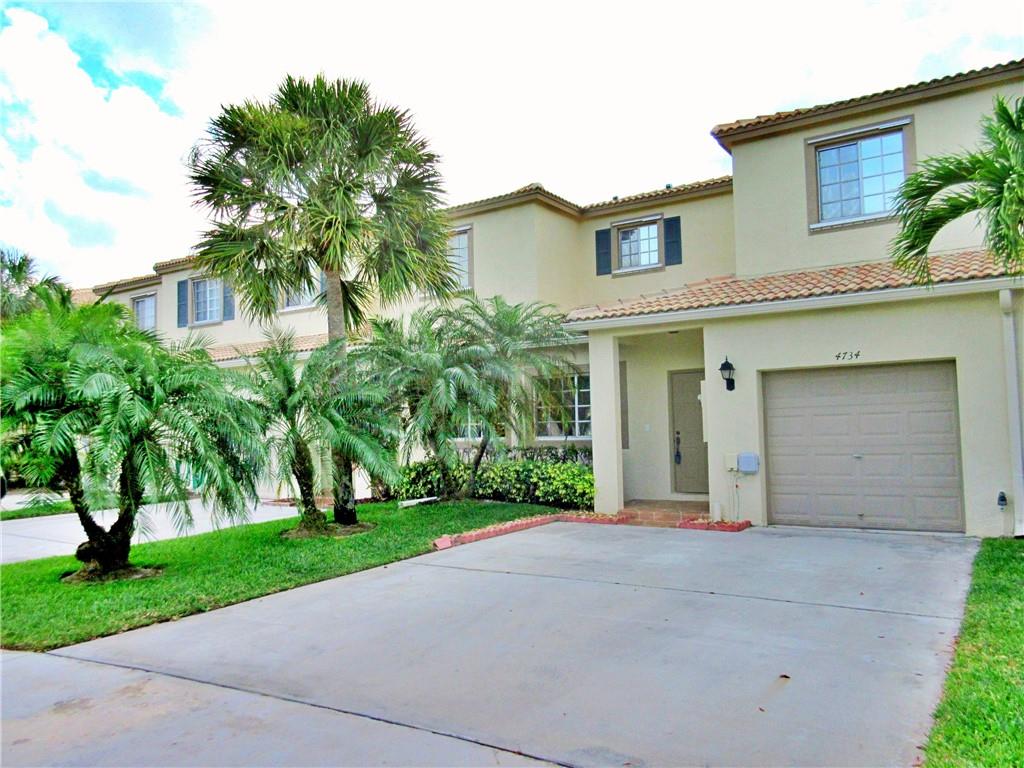 Lago Vista Coconut Creek - Residential