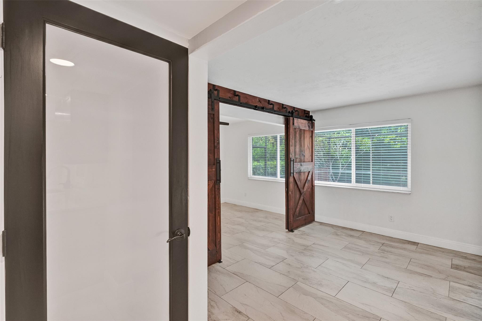 FLAMINGO GARDENS - Residential