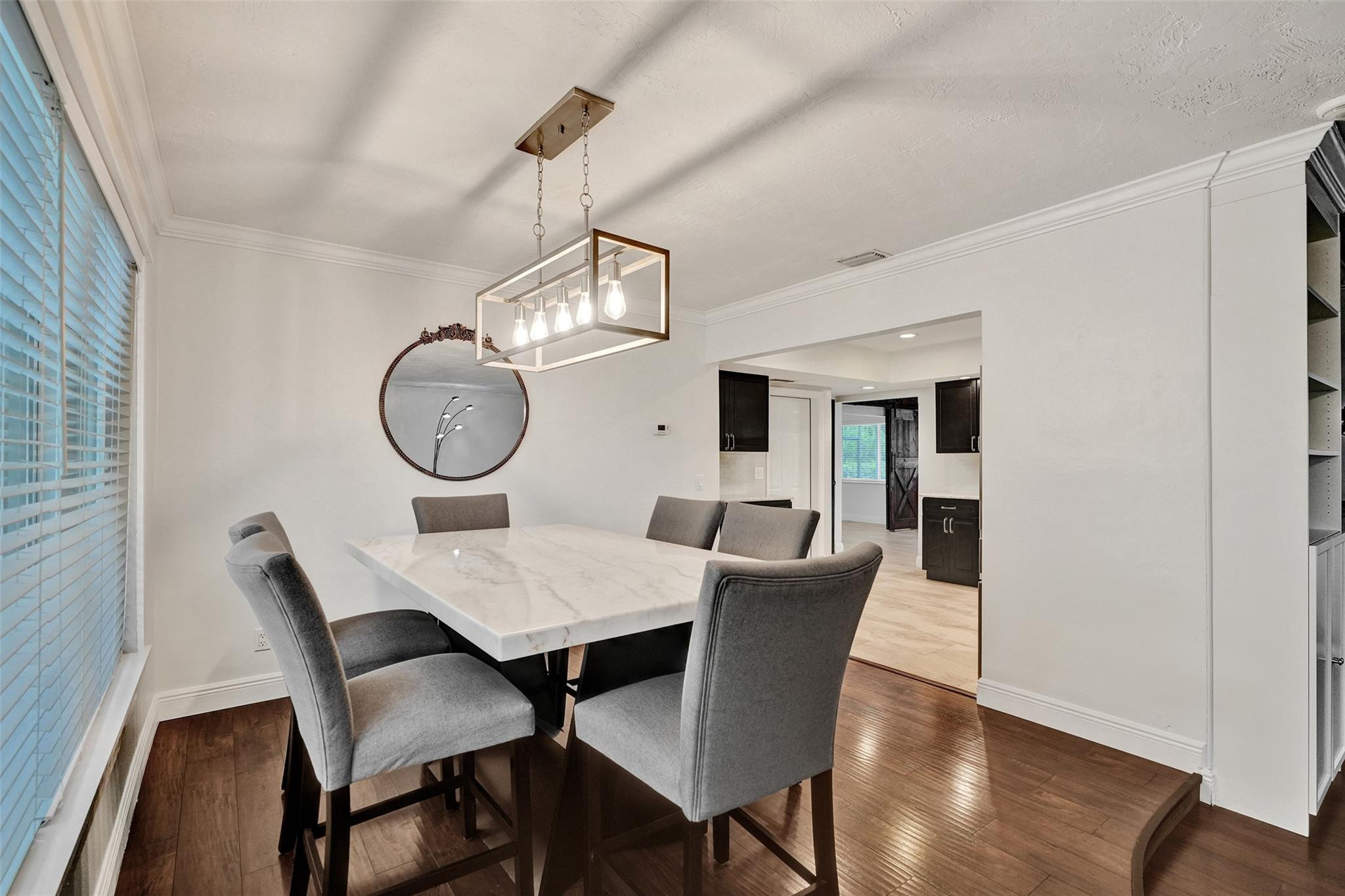 FLAMINGO GARDENS - Residential