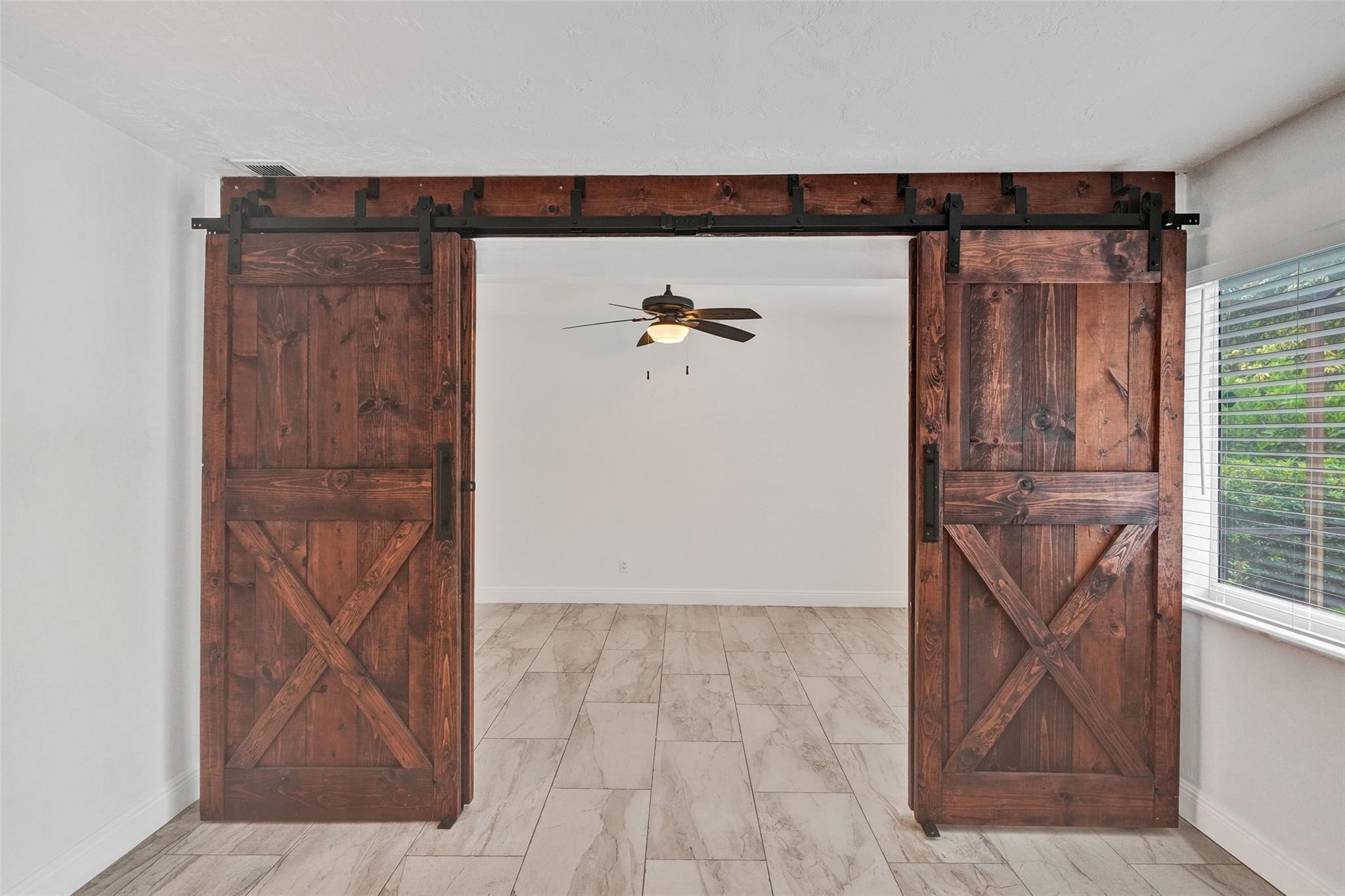 FLAMINGO GARDENS - Residential