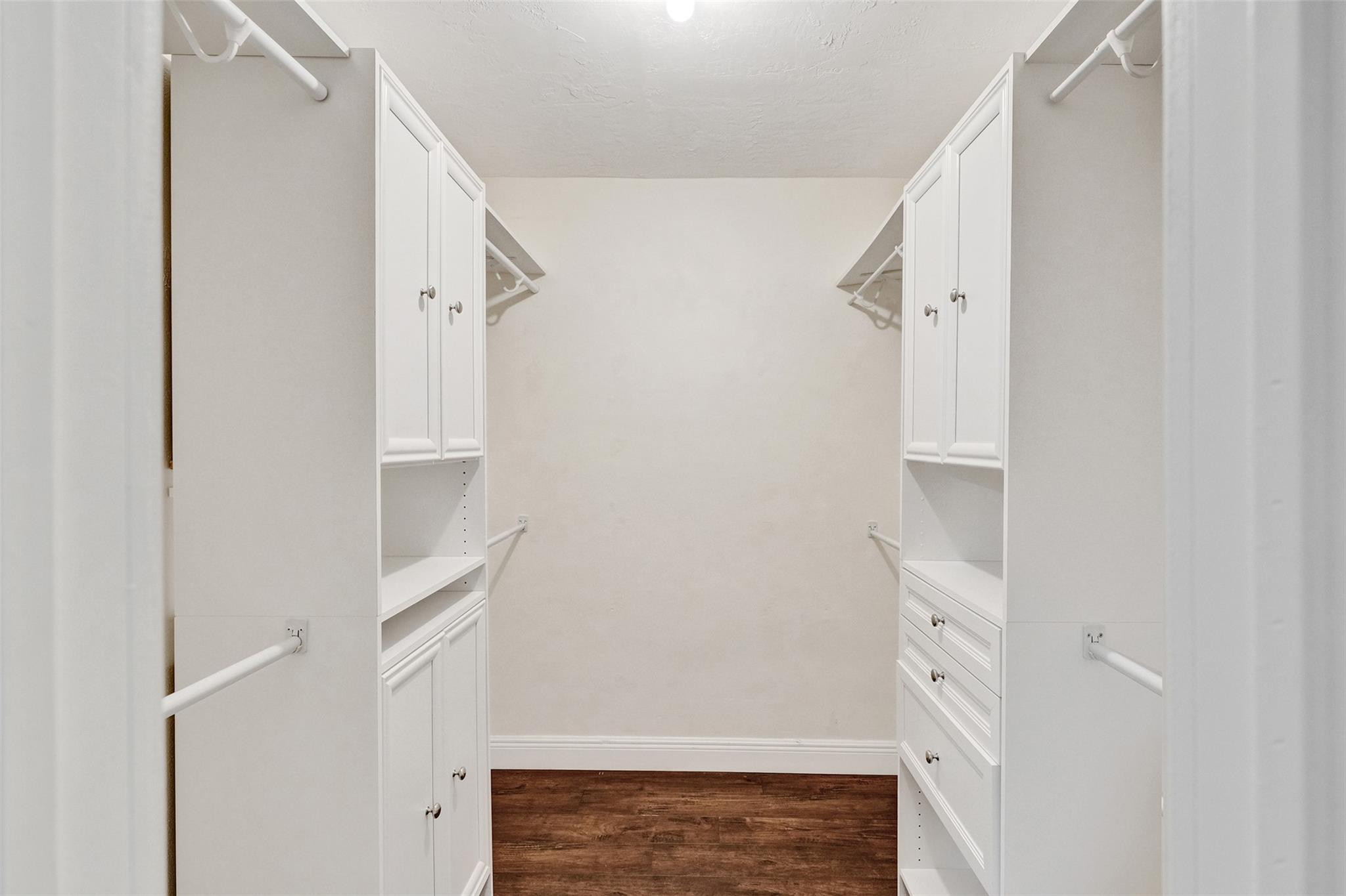 FLAMINGO GARDENS - Residential