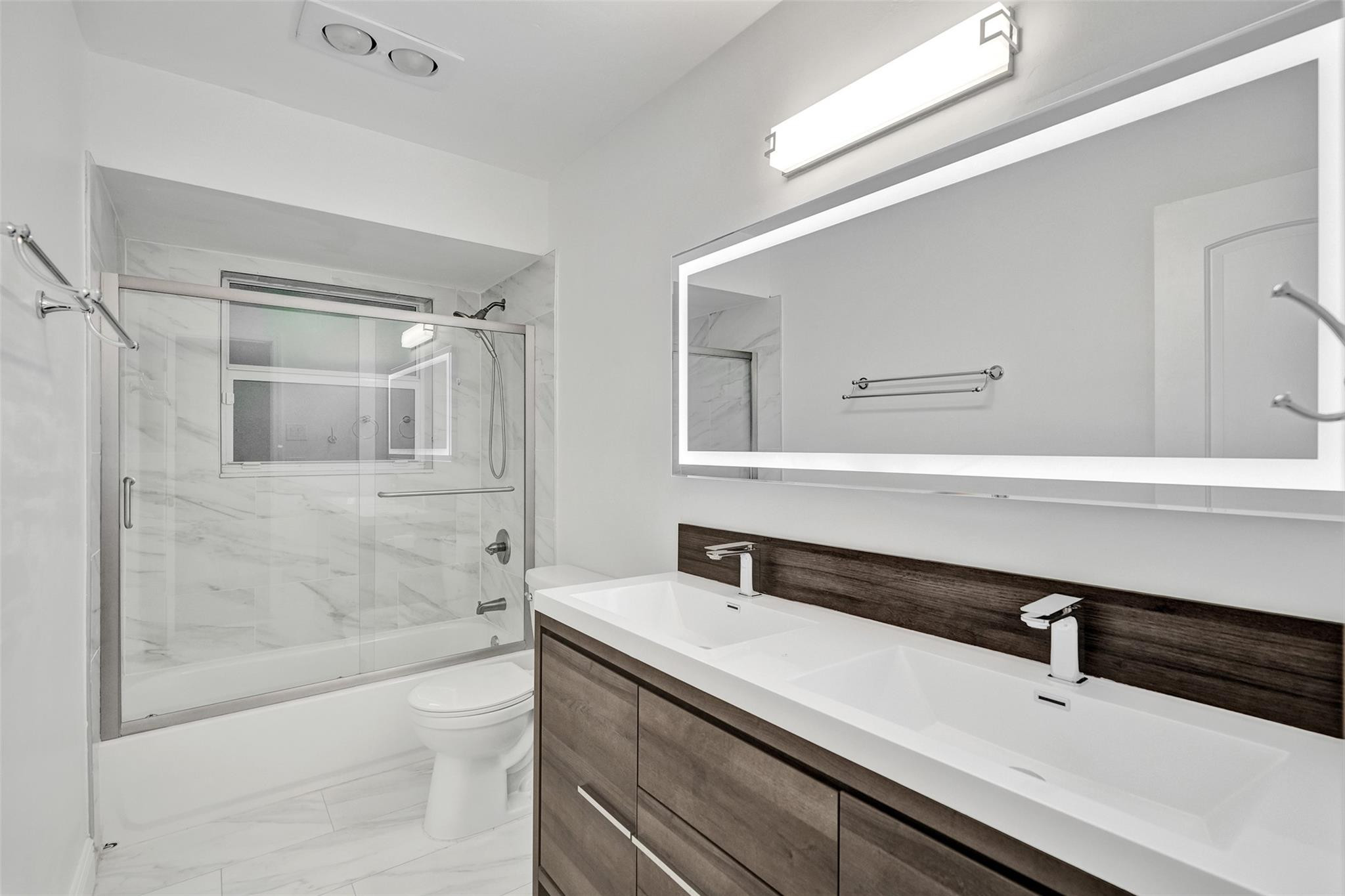 FLAMINGO GARDENS - Residential