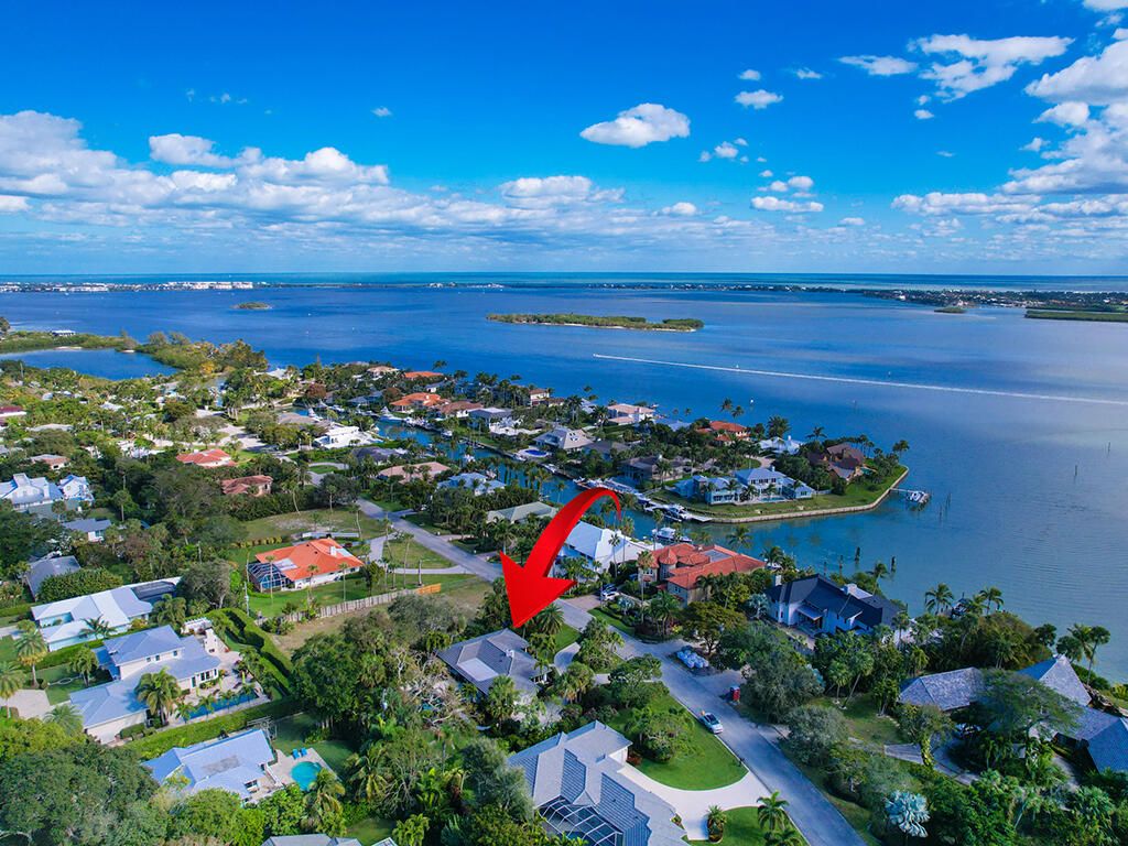 Photo of 21 E High Point Road, Sewalls Point, FL 34996 (MLS # R11057475)