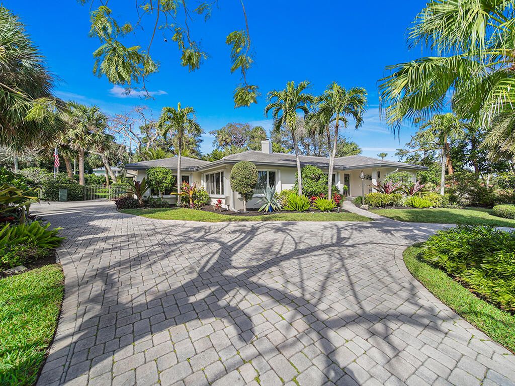 Photo of 21 E High Point Road, Sewalls Point, FL 34996 (MLS # R11057475)
