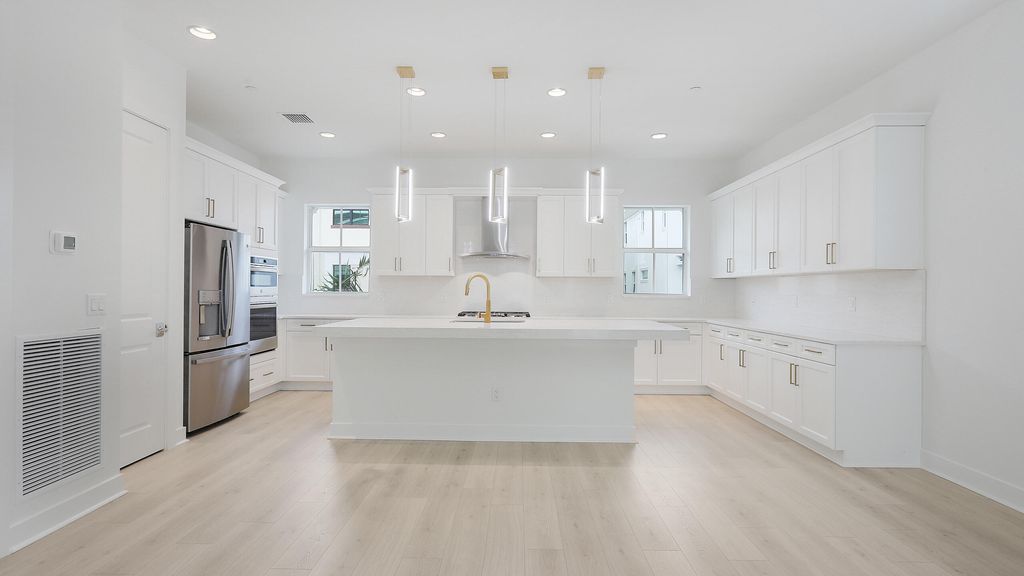 Photo of 5261 Beckman Terrace, Palm Beach Gardens, FL 33418 (MLS # R10977725)