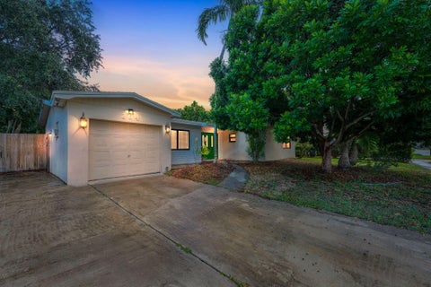 Tiny photo for 264 NW 79TH Avenue, Margate, FL 33063 (MLS # B26086279)