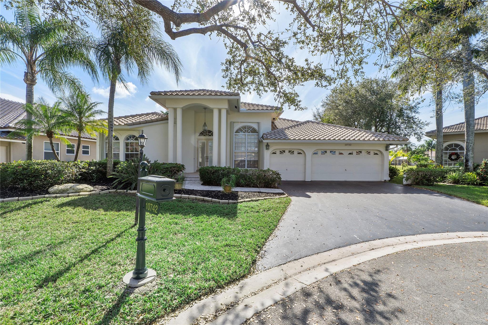 10742 NW 49th Mnr