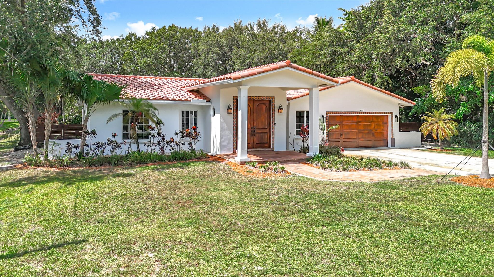 12100 NW 4th St