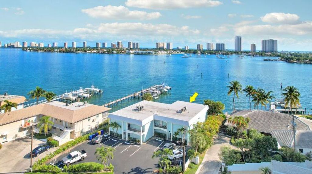 Photo of 360 Wilma Circle #5, Riviera Beach, FL 33404 (MLS # R11155103)