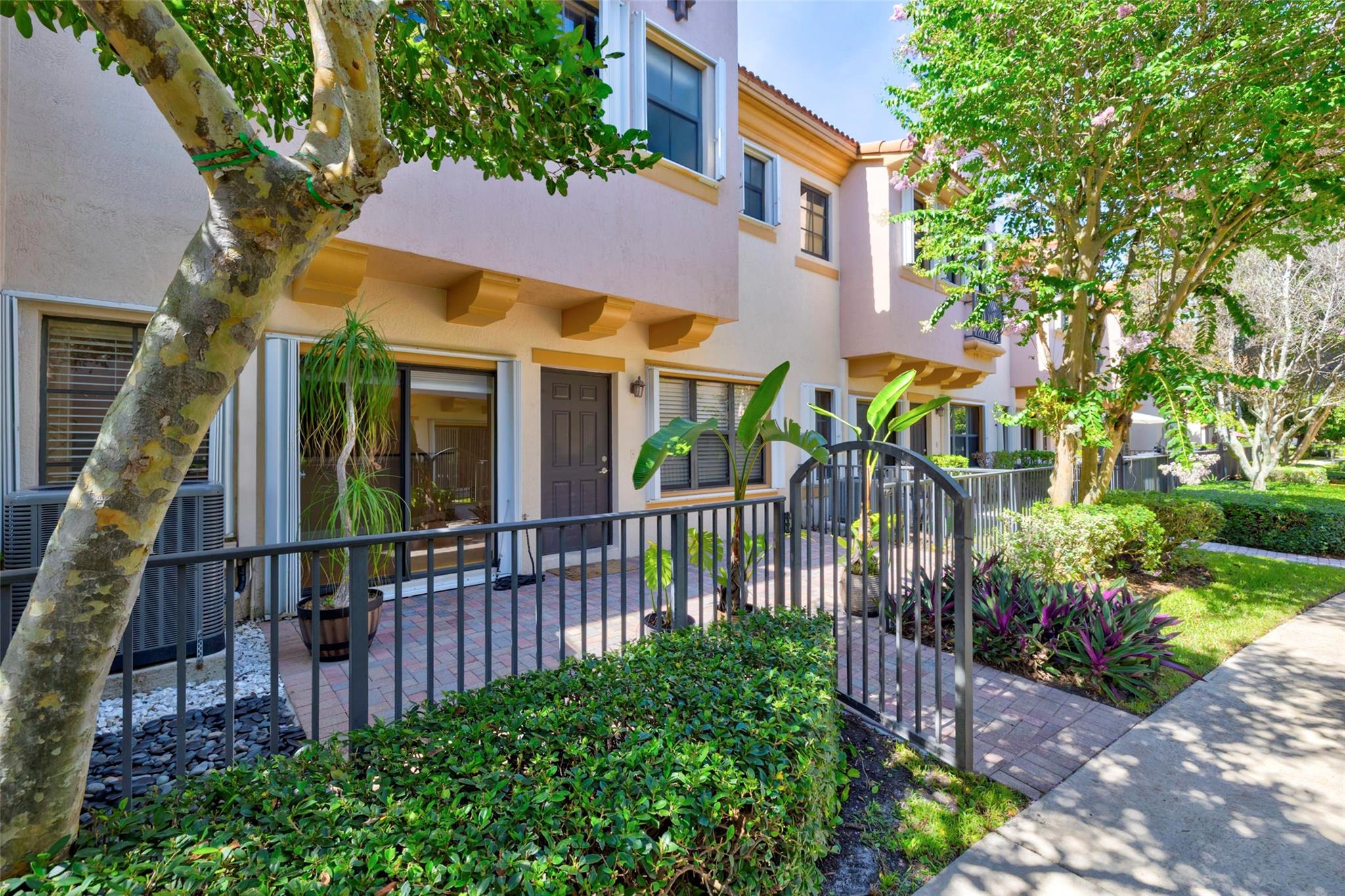 4778 Grand Cypress Cir