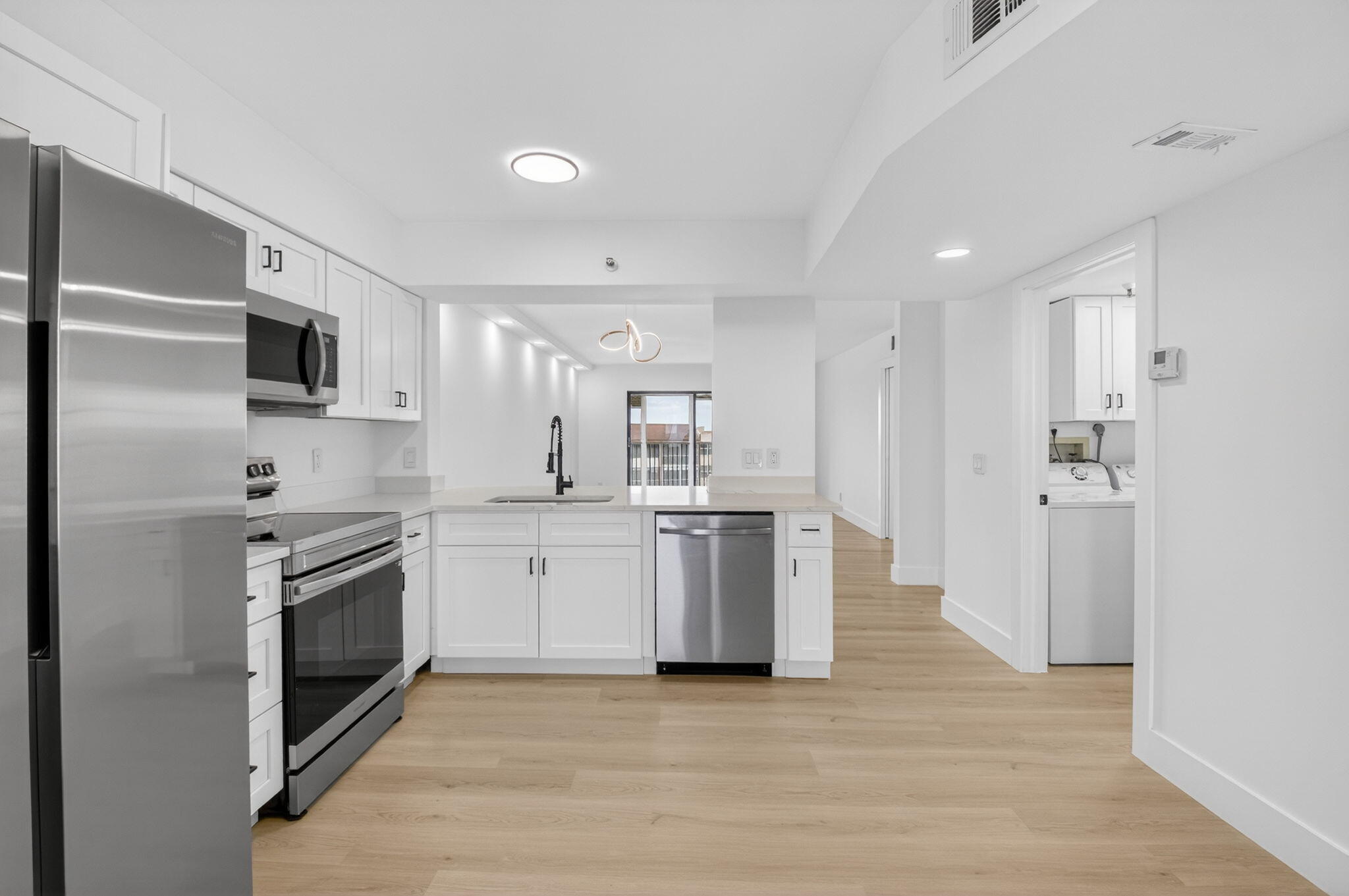 14475 Strathmore Lane 808