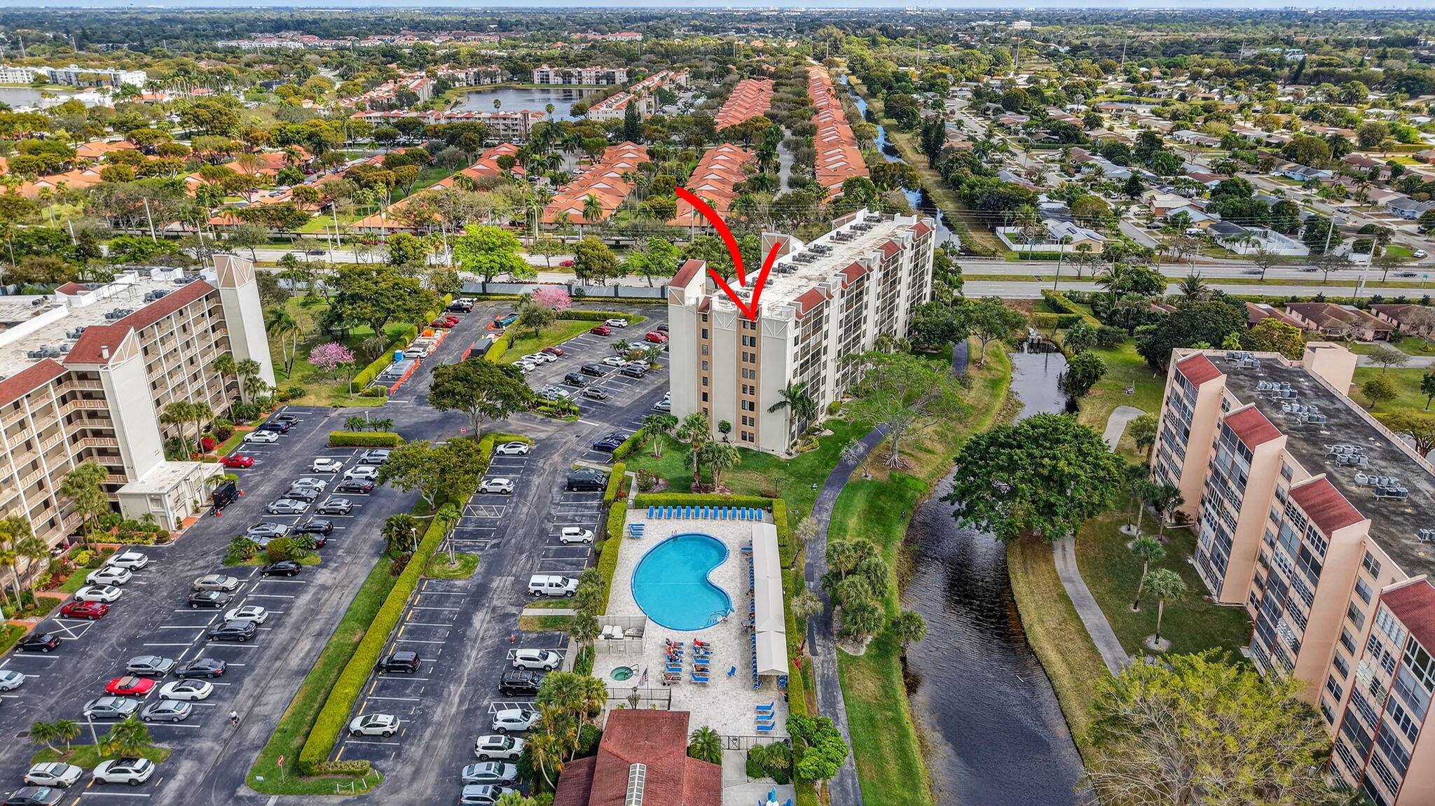 HUNTINGTON LAKES SEC ONE CONDOS - Residential