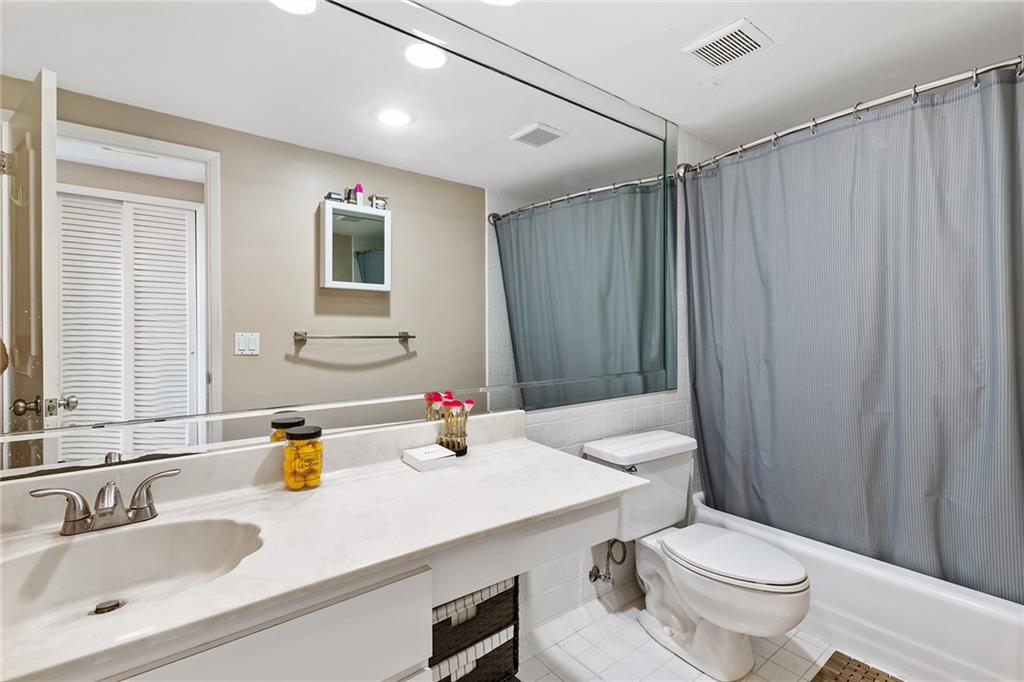 Galt Ocean Club Condo - Residential Lease