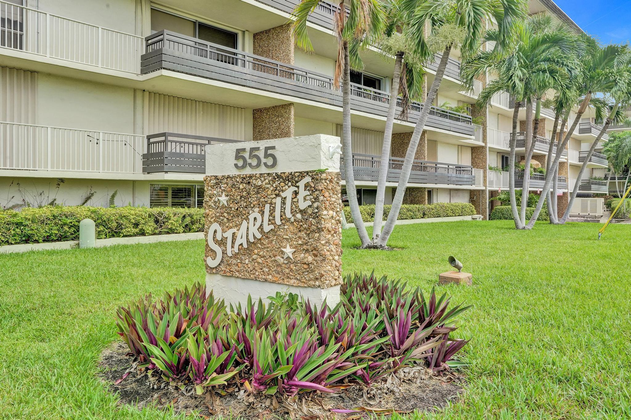555 NW 4th 2220 Avenue 2220