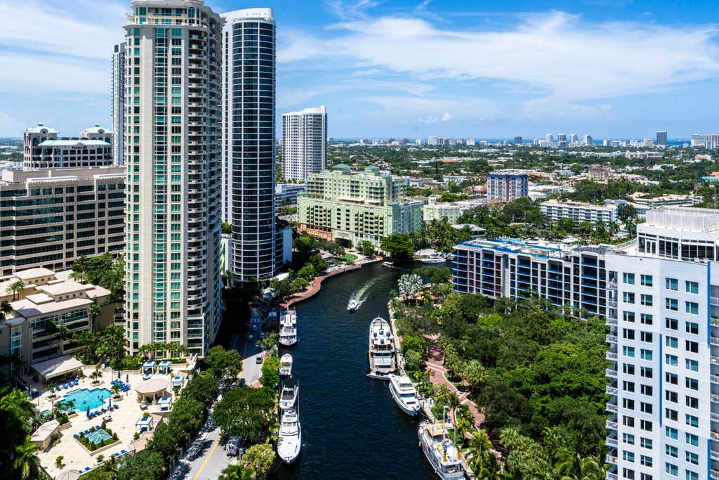 Photo of 511 SE 5 Avenue #2523, Fort Lauderdale, FL 33301 (MLS # B26049988)