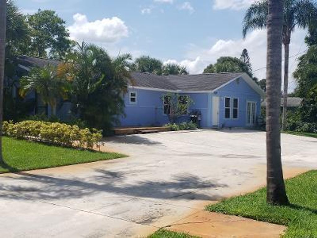 Photo of 6257 Kendrick Street, Jupiter, FL 33458 (MLS # R10899455)