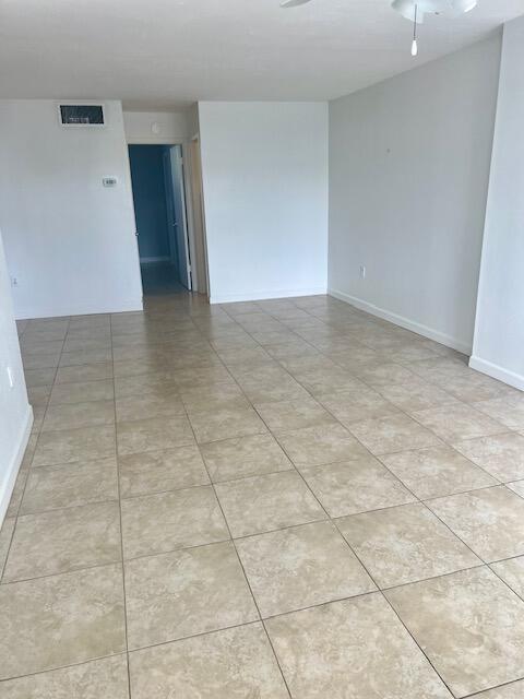 108 Paradise Harbour Boulevard 209