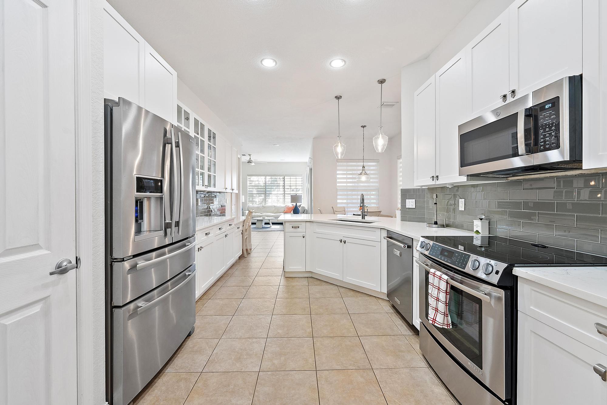 Paseos at Pines on Pennoc - Residential